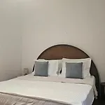 Luxury 2 Bdr Bathtub & View Tirana