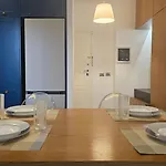 Luxury 2 Bdr Bathtub & View Apartament Tirana