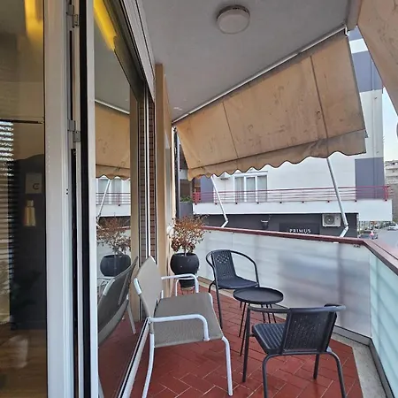 Luxury 2 Bdr Bathtub & View * Tirana